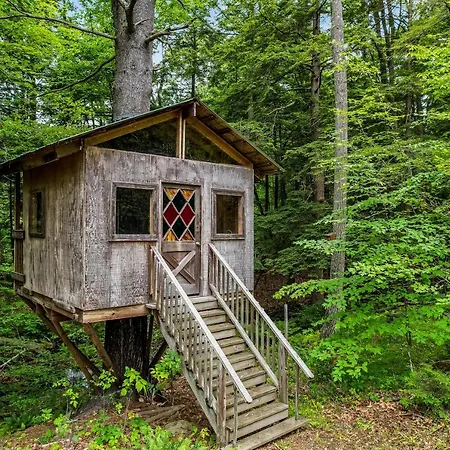 Adirondack Sugar Shack Villa
